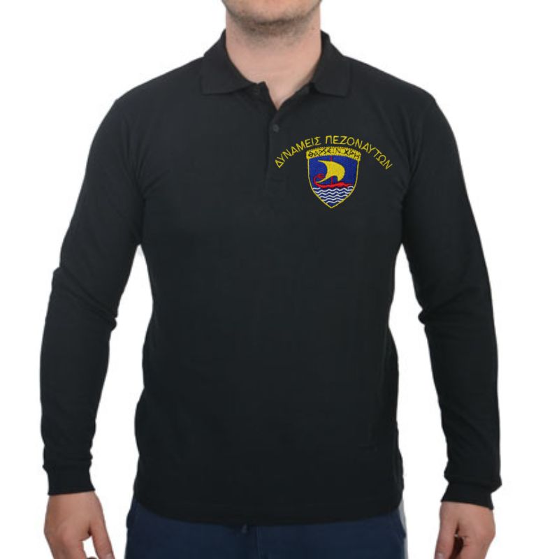 eagle-polo-makrymaniko-dunameis-pezonauton-me-kenthma-mauro