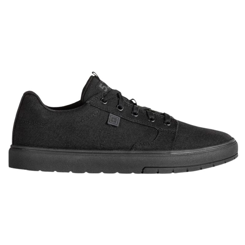 511-papoutsia-foley-low-triple-black-12476
